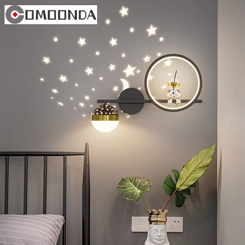Home Cinema Led Projector - 家の装飾スタープロジェクターウォールランプ LED メタルボディスペーススタイル子供燭台ライト樹脂宇宙飛行士子供の寝室モダン Lustres